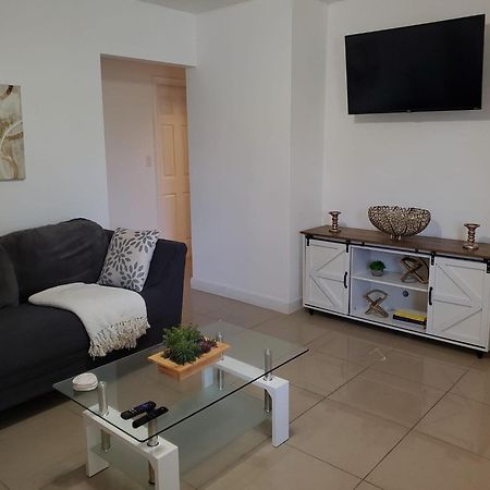 Sophisticated Dania Beach Suites Near The Beach Exteriör bild