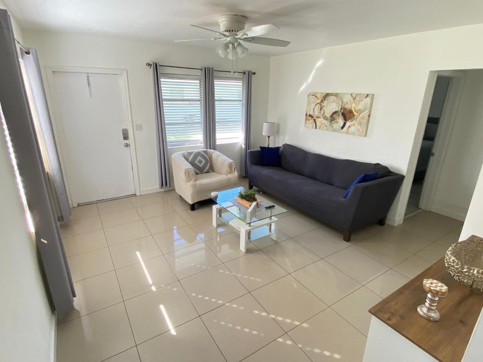 Sophisticated Dania Beach Suites Near The Beach Exteriör bild